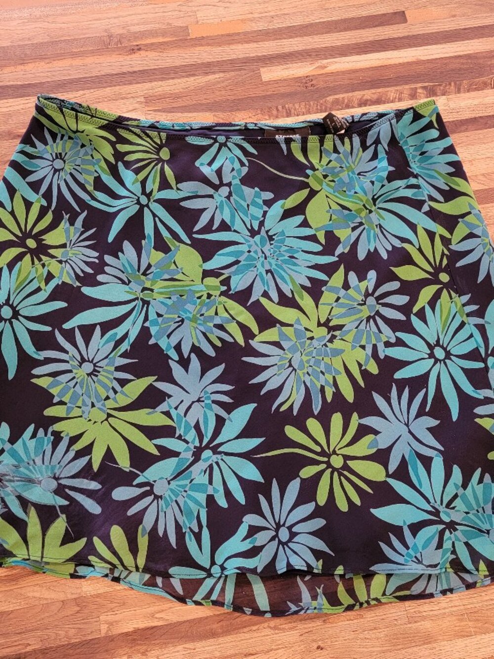 Express Black/Green/Blue Floral Leaf Print Short A Line Skirt